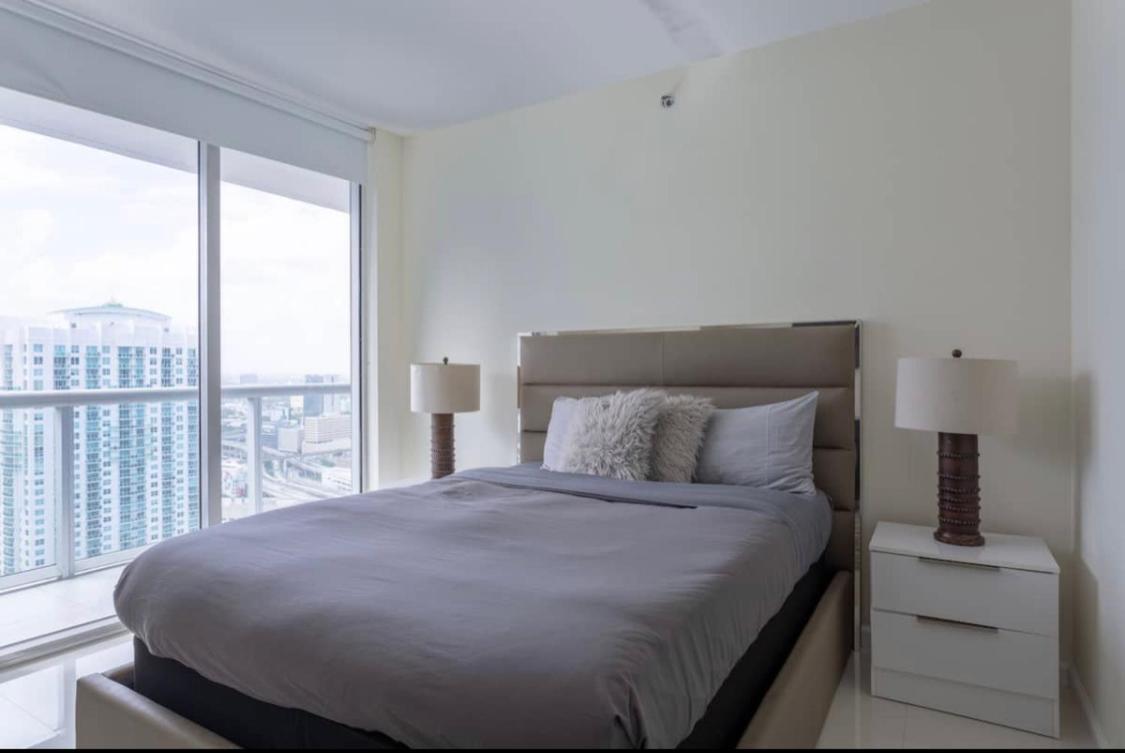 Icon Brickell Residences Apartahotel Miami